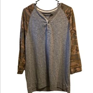 Express Camo and Grey mid sleeve Shirt XL